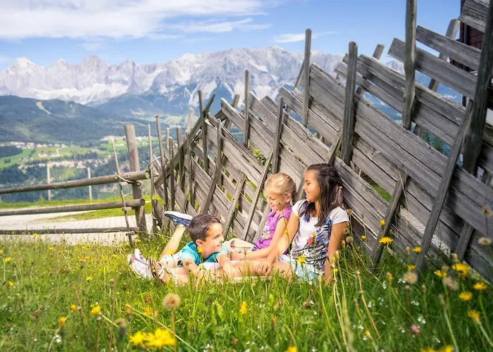 Konukevi Ruecklhof Schladming